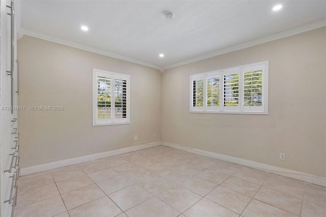 1025 Sylvania Blvd 0, West Miami, FL 33144