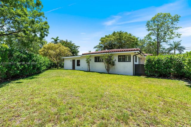 1025 Sylvania Blvd 0, West Miami, FL 33144