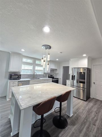 304 N Walnut Drive, Trinity, TX 75862