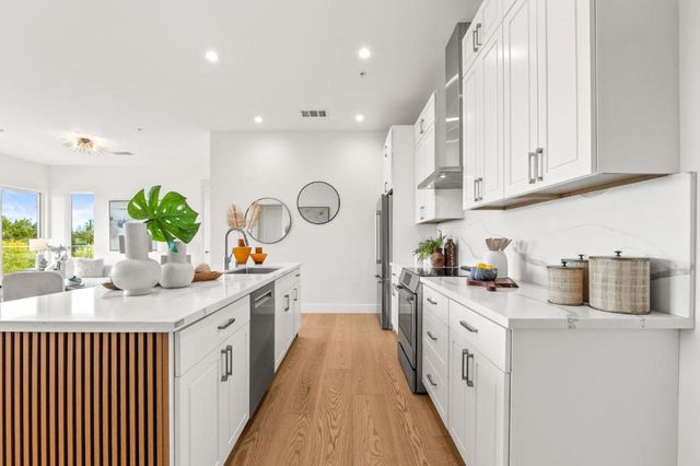 4115 El Camino Real 332, Palo Alto, CA 94306