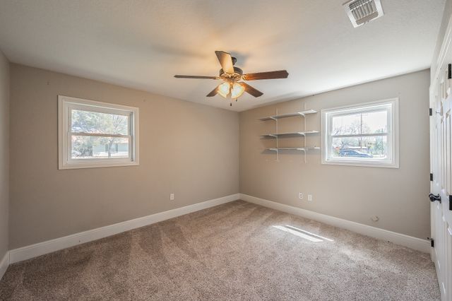 302 E Washington Street, Alvord, TX 76225