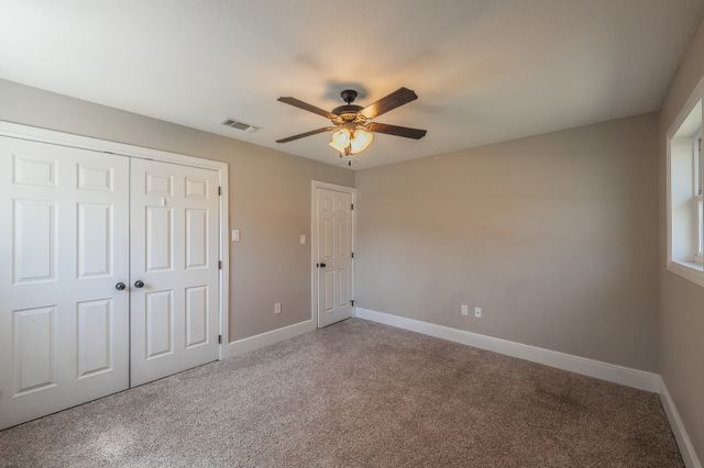 302 E Washington Street, Alvord, TX 76225