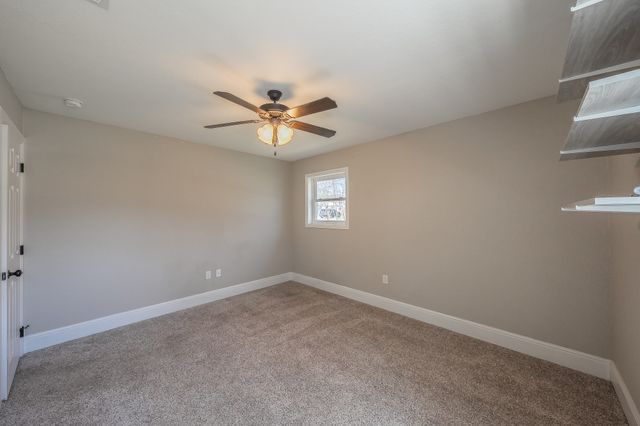 302 E Washington Street, Alvord, TX 76225