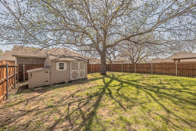 302 E Washington Street, Alvord, TX 76225