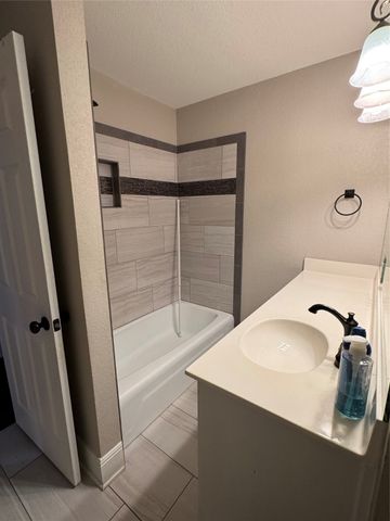 302 E Washington Street, Alvord, TX 76225