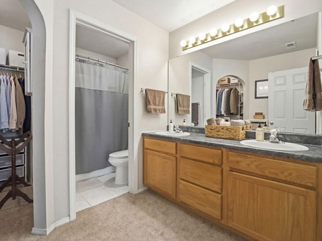 719 S Lantern Ridge, Nixa, MO 65714