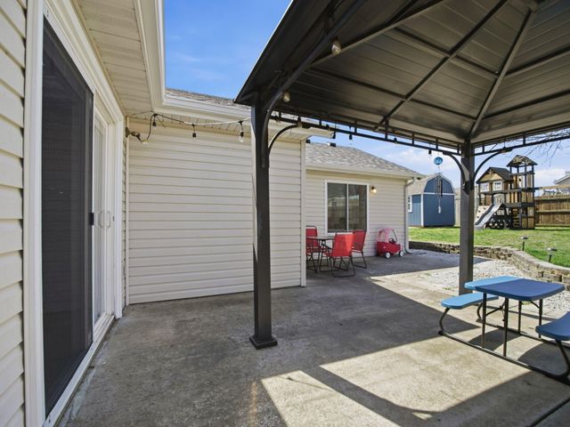 719 S Lantern Ridge, Nixa, MO 65714