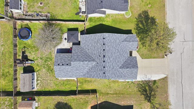 719 S Lantern Ridge, Nixa, MO 65714