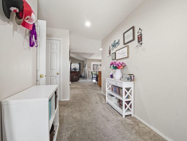 719 S Lantern Ridge, Nixa, MO 65714