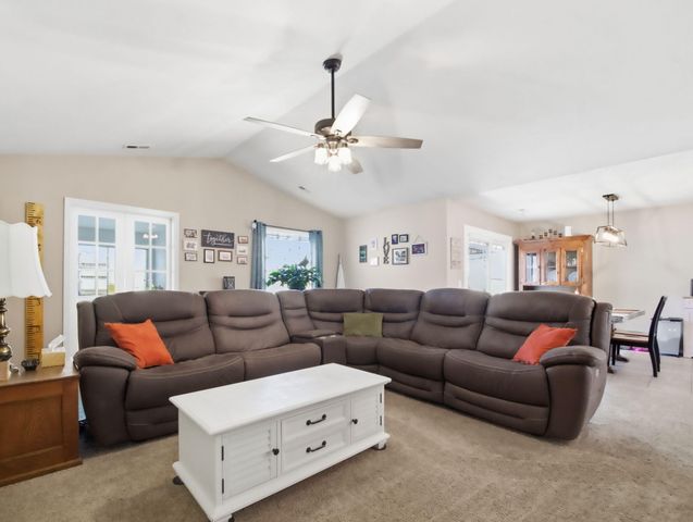 719 S Lantern Ridge, Nixa, MO 65714