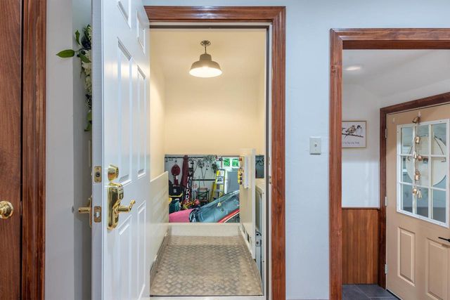 5086 Valley Heights Road, Oshkosh, WI 54904