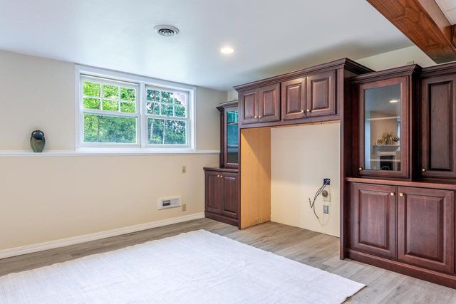 5086 Valley Heights Road, Oshkosh, WI 54904