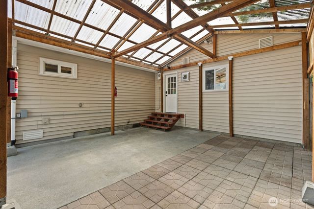 15507 56th Avenue W, Edmonds, WA 98026