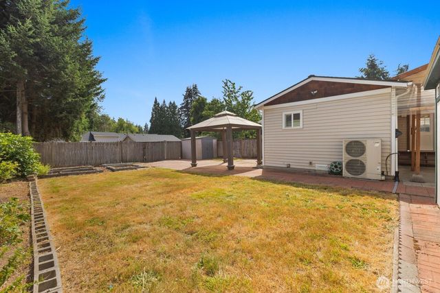 15507 56th Avenue W, Edmonds, WA 98026