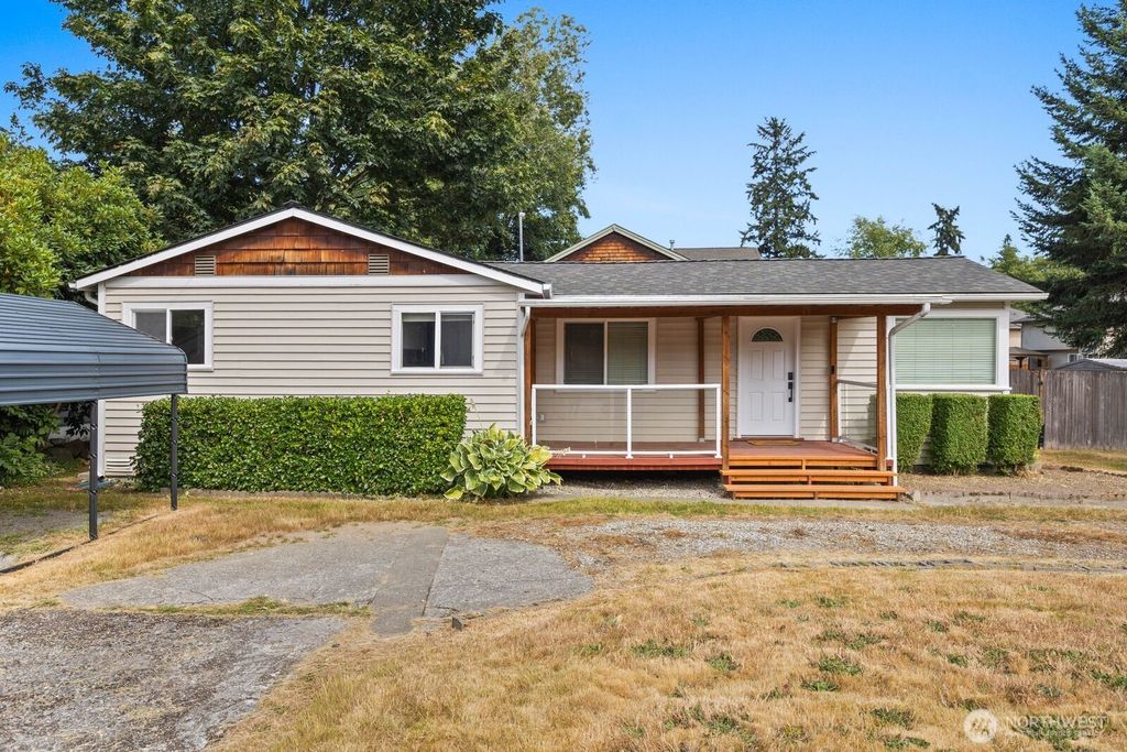 15507 56th Avenue W, Edmonds, WA 98026