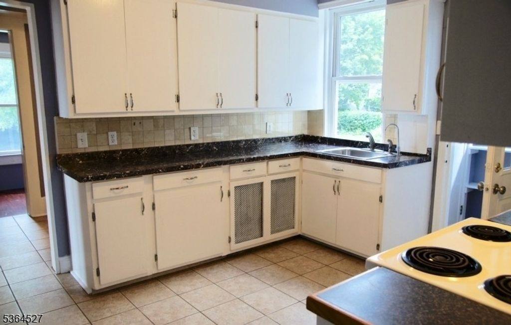 76 Grove St, Montclair Twp., NJ 07042 — photo 4