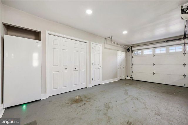 6 CRESTVIEW CT, Potomac, MD 20854