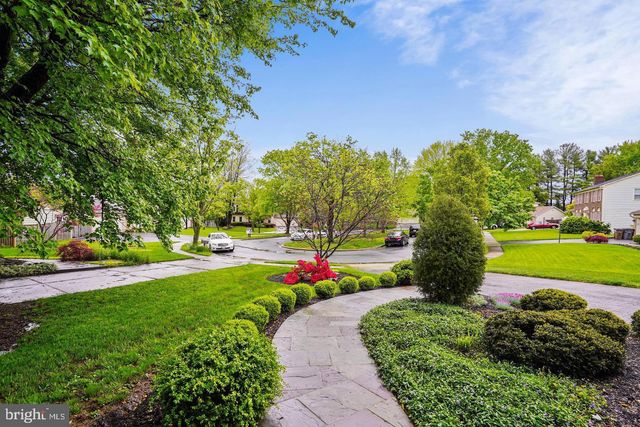 6 CRESTVIEW CT, Potomac, MD 20854