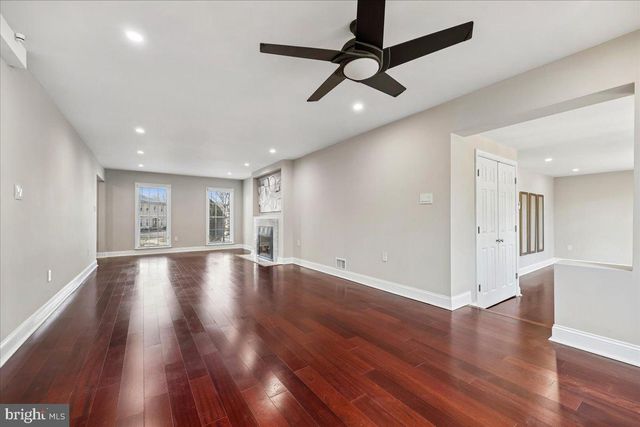 6 CRESTVIEW CT, Potomac, MD 20854