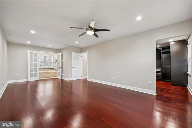 6 CRESTVIEW CT, Potomac, MD 20854