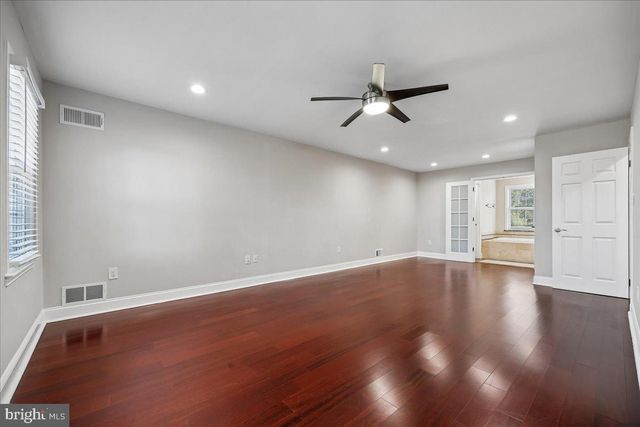 6 CRESTVIEW CT, Potomac, MD 20854