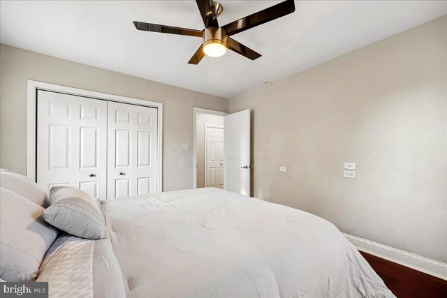 6 CRESTVIEW CT, Potomac, MD 20854