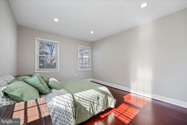 6 CRESTVIEW CT, Potomac, MD 20854