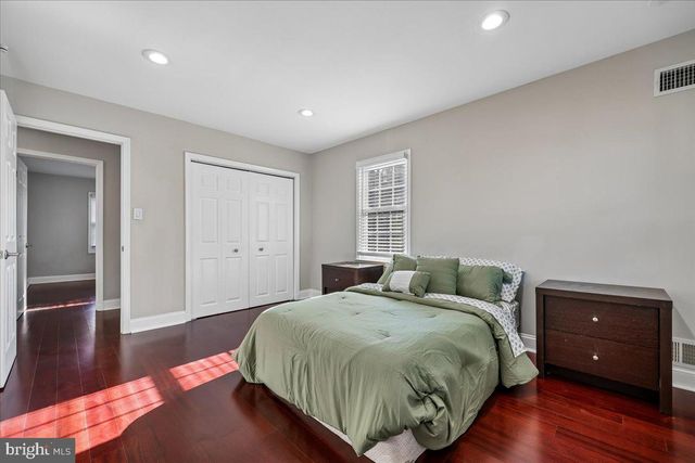 6 CRESTVIEW CT, Potomac, MD 20854