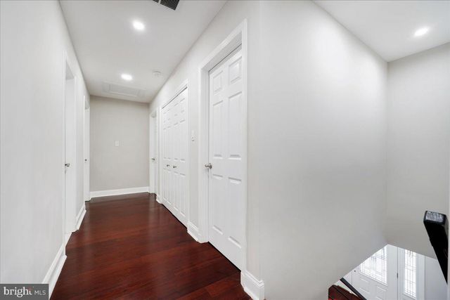 6 CRESTVIEW CT, Potomac, MD 20854