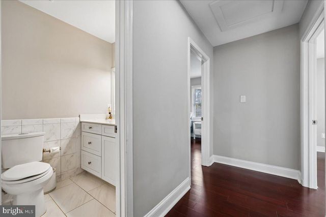 6 CRESTVIEW CT, Potomac, MD 20854