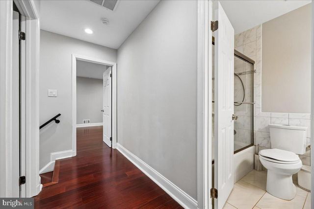 6 CRESTVIEW CT, Potomac, MD 20854