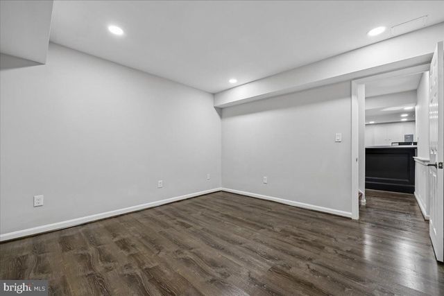 6 CRESTVIEW CT, Potomac, MD 20854