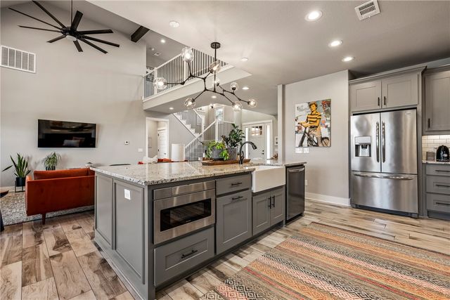 3801 Whitefish Street, Bentonville, AR 72712