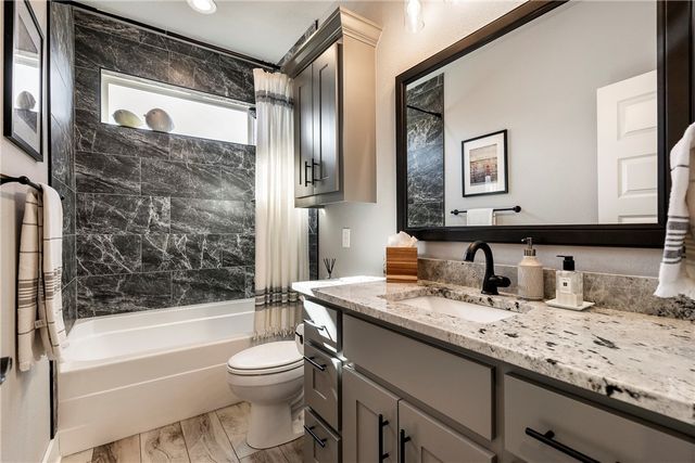 3801 Whitefish Street, Bentonville, AR 72712