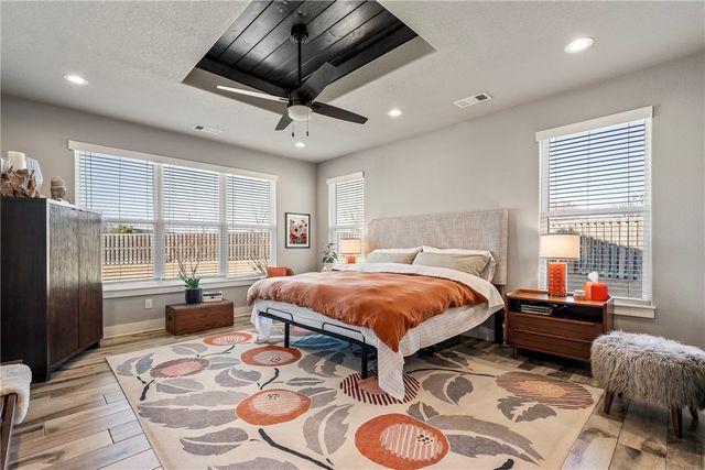 3801 Whitefish Street, Bentonville, AR 72712