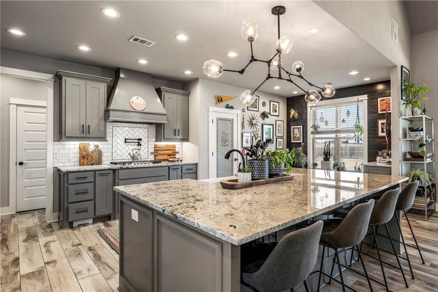 3801 Whitefish Street, Bentonville, AR 72712