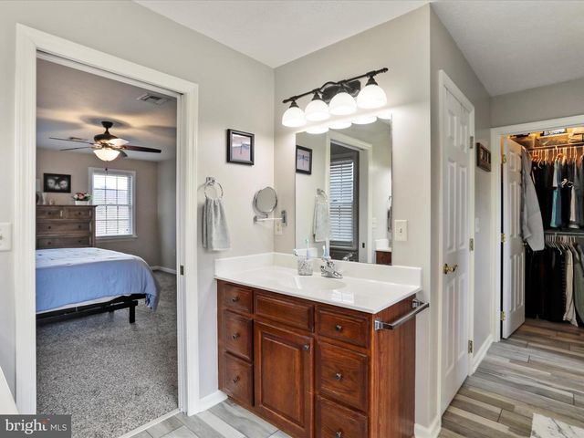 287 N LAKEWOOD, Ridgeley, WV 26753