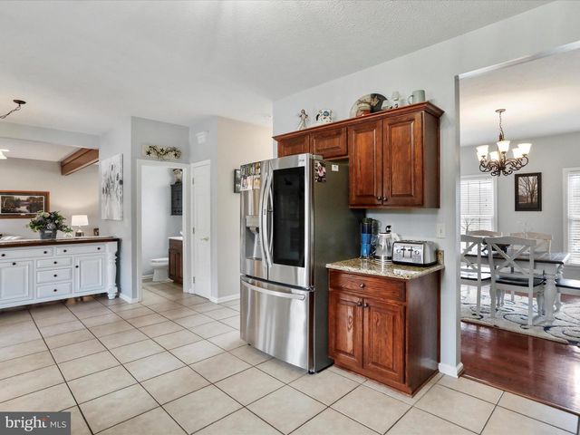 287 N LAKEWOOD, Ridgeley, WV 26753