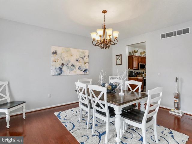 287 N LAKEWOOD, Ridgeley, WV 26753