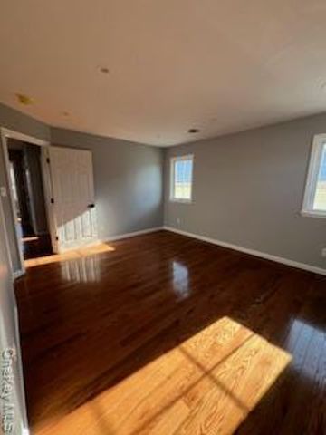 403 S Bayview Avenue, Freeport, NY 11520