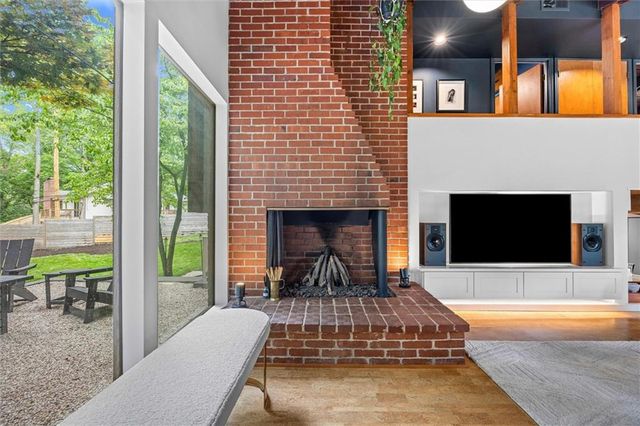 7415 ROSEWOOD Circle, Prairie Village, KS 66208