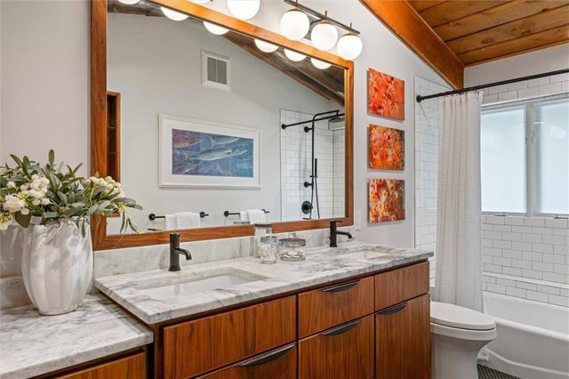 7415 ROSEWOOD Circle, Prairie Village, KS 66208