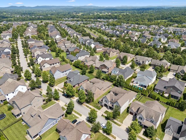 820 Fontwell Ln, Franklin, TN 37064