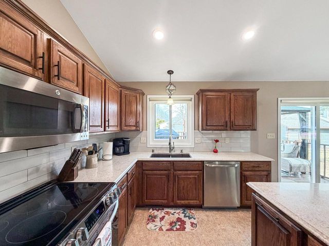 4717 S 15th STREET, Sheboygan, WI 53081