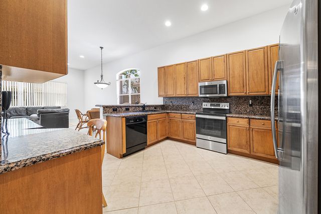 9740 Donato Way, Lake Worth, FL 33467