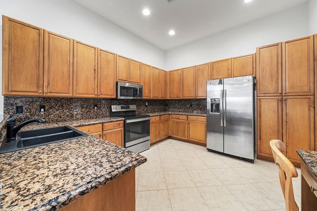 9740 Donato Way, Lake Worth, FL 33467