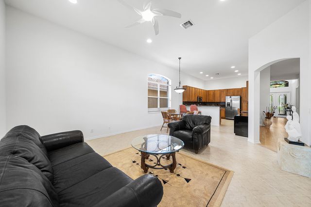 9740 Donato Way, Lake Worth, FL 33467