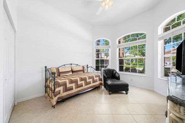9740 Donato Way, Lake Worth, FL 33467