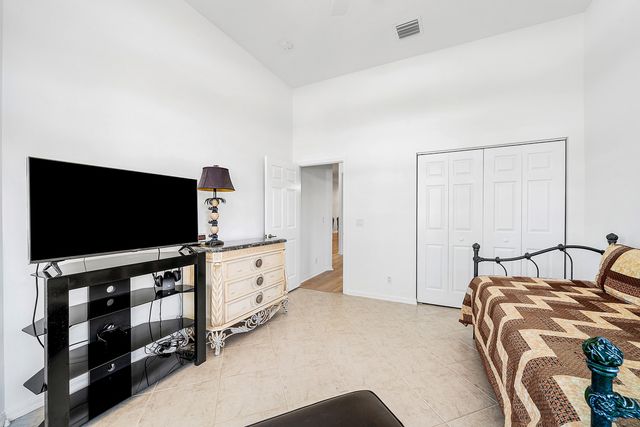 9740 Donato Way, Lake Worth, FL 33467