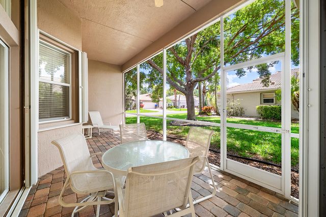 9740 Donato Way, Lake Worth, FL 33467